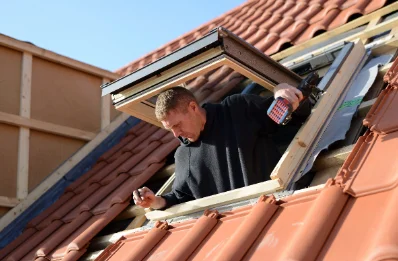 Pose de fenêtres de toit Velux au Champ-de-la-Pierre